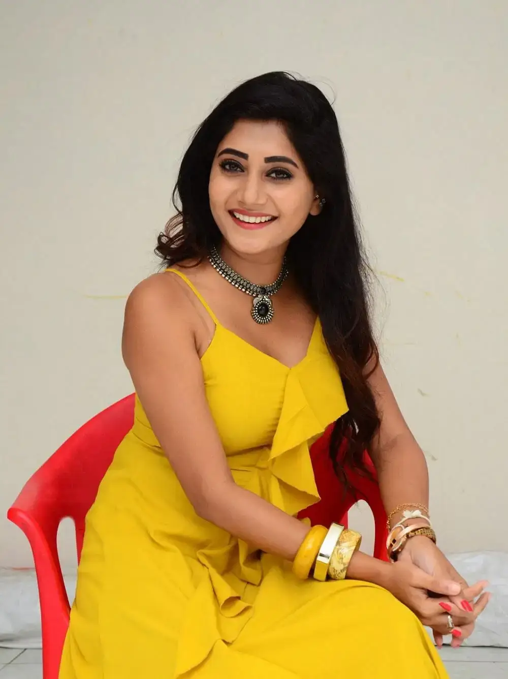 Indian Model Vasanthi Krishnan Stills in Yellow Dress